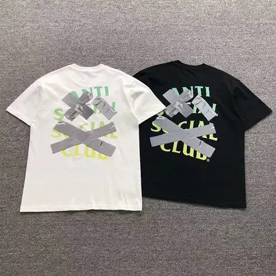 ¥85 ANTI SOCIAL SOCIAL CLUB T-SHIRT 111043102(im 170cm 57kg i wear size M in the phot)