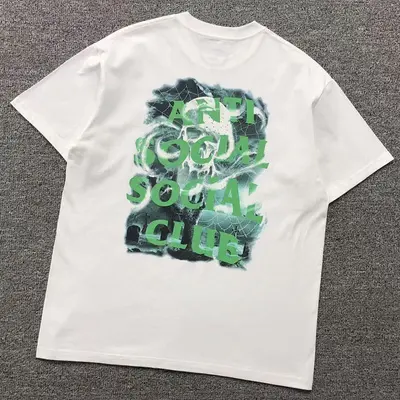 ¥85 ANTI SOCIAL SOCIAL CLUB T-SHIRT 111043002(im 170cm 57kg i wear size L in the phot)