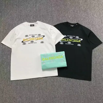 ¥115 B⭐L⭐⭐⭐IA⭐A T-SHIRT 31151221(im 170cm 57kg i wear size M in the phot)