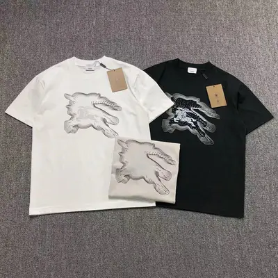 ¥115 B⭐R⭐E⭐RY T-SHIRT 31151721(im 170cm 57kg i wear size M in the phot)