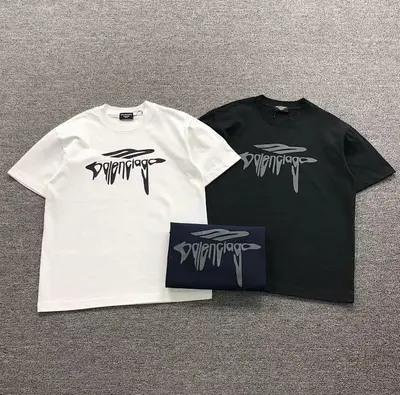 ￥115 B⭐L⭐⭐⭐IA⭐A T-SHIRT 31151921（im 170cm 57kg i wear size M in the phot）