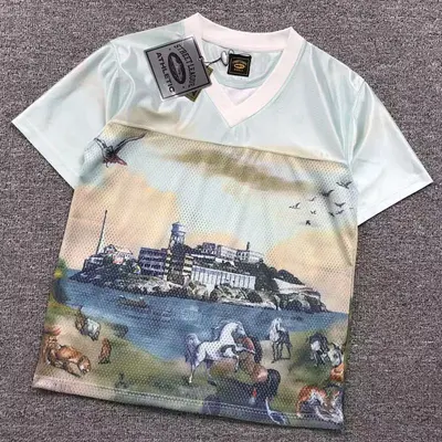 ￥89 CORTEIZ T-SHIRT 41164334（im 170cm 57kg i wear size S in the phot）
