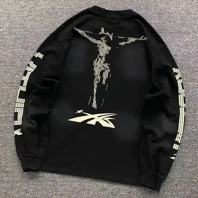￥118 HELLSTAR LONG SLEEVED 211141278（im 170cm 57kg i wear size S in the phot）