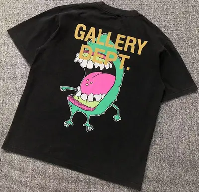 ¥108 GALLERY DEPT T-SHIRT 211151817(im 170cm 57kg i wear size S in the phot)