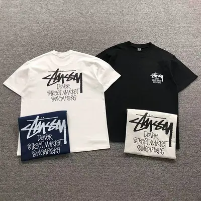¥85 STUSSY T-SHIRT 211162731(im 170cm 57kg i wear size L in the phot)