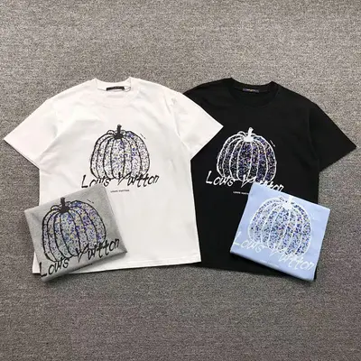 ¥128 L⭐ T-SHIRT 411187221(im 170cm 57kg i wear size M in the phot)