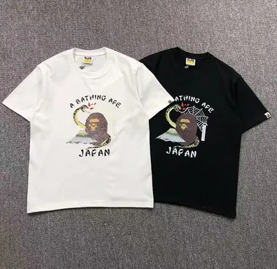 ￥78 BAPE T-SHIRT 411181542（im 170cm 57kg i wear size S in the phot）