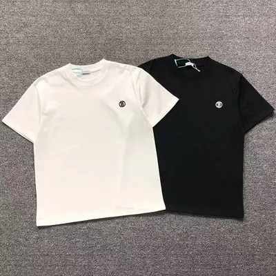 ¥135 B⭐R⭐E⭐RY T-SHIRT 4112150621(im 170cm 57kg i wear size XS in the phot)