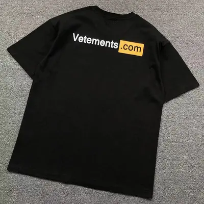 ￥108 VETEMENTS T-SHIRT 4112180428（im 170cm 57kg i wear size L in the phot）