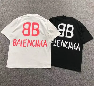 ￥125 B⭐L⭐⭐⭐IA⭐A T-SHIRT 3102220721（im 170cm 55kg i wear size XS in the phot）
