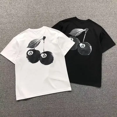 ¥78 STUSSY T-SHIRT 502240782(im 170cm 57kg i wear size M in the phot)