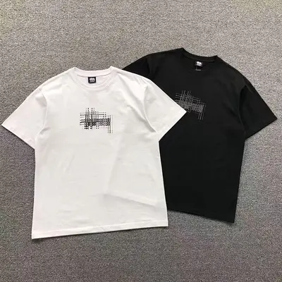 ¥78 STUSSY T-SHIRT 502241582(im 170cm 57kg i wear size M in the phot)