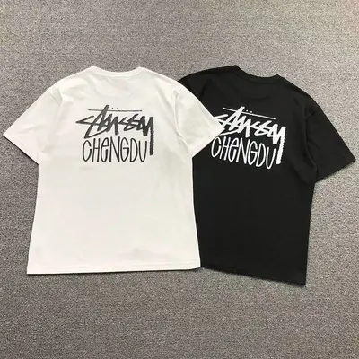 ¥78 STUSSY T-SHIRT 502240682(im 170cm 57kg i wear size M in the phot)