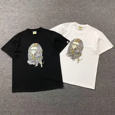 ￥85 BAPE T-SHIRT 1103010631（im 170cm 55kg i wear size L in the phot）