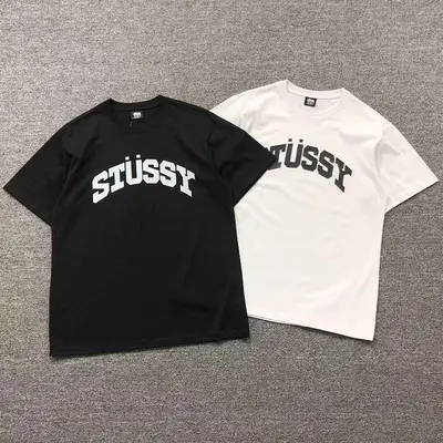 ￥78 STUSSY T-SHIRT 503031182（im 170cm 55kg i wear size M in the phot）