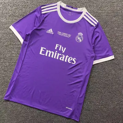 ￥88 FOOTBALL T-SHIRT 31030433002（im 170cm 55kg i wear size M in the phot）