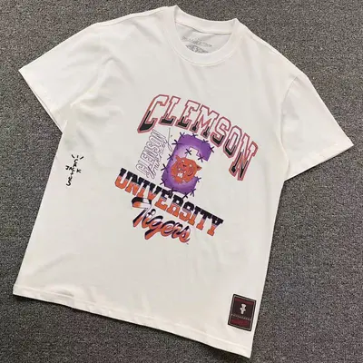 ¥85 TRAVIS SCOTT T-SHIRT 213082346(im 170cm 55kg i wear size M in the phot)