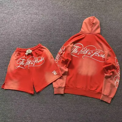 TOP ￥258 SHORTS ￥198 HELLSTAR HOODIE SHORTS 213082272（ im 170cm 55kg i wear size M in the phot）