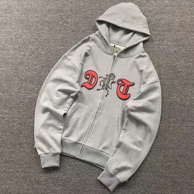 ¥158 DENIM TEARS HOODIE 413110786(im 170cm 60kg i wear size M in the phot)