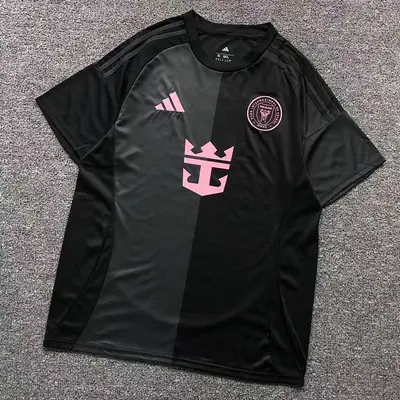 ￥68 FOOTBALL T-SHIRT 213131414（im 170cm 60kg i wear size XL in the phot）