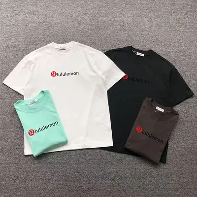 ￥115 LULULEMON T-SHIRT 413140521（im 170cm 60kg i wear size M in the phot）