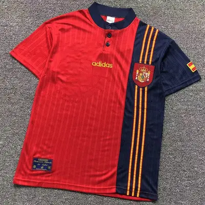 ￥88 FOOTBALL T-SHIRT 31031812002（im 170cm 60kg i wear size M in the phot）