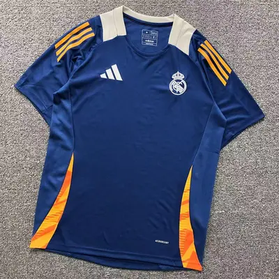 ￥87 FOOTBALL T-SHIRT 31032110002（im 170cm 60kg i wear size M in the phot）