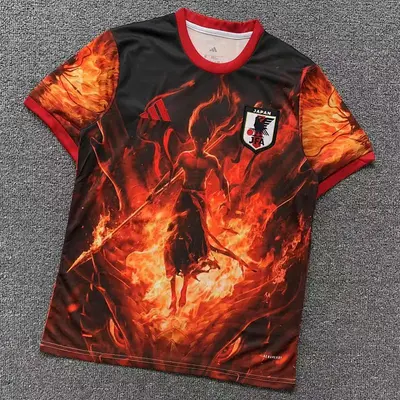 ￥78 FOOTBALL T-SHIRT 11032101002（im 170cm 60kg i wear size M in the phot）