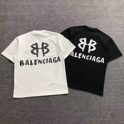 ￥115 B⭐L⭐⭐⭐IA⭐A T-SHIRT 3103235120（im 170cm 60kg i wear size S in the phot）