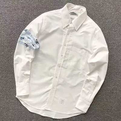 ¥178 THOM BROWNE SHIRT 213241377(im 170cm 60kg i wear size 1 in the phot)