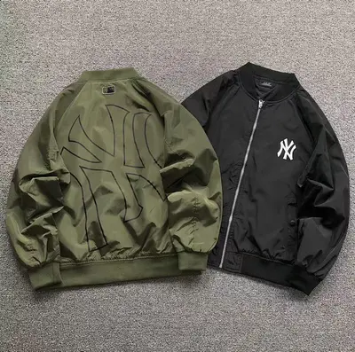 ¥129 MLB JACKET 213240835(im 170cm 60kg i wear size M in the phot)