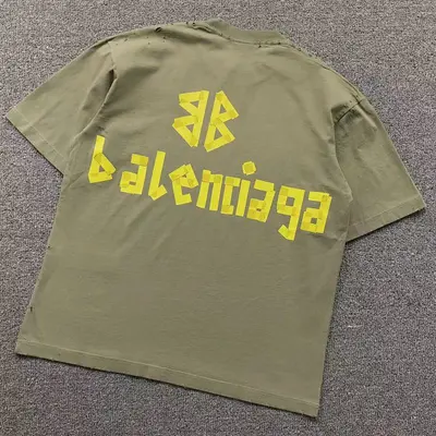 ￥125 B⭐L⭐⭐⭐IA⭐A T-SHIRT 503271921（im 170cm 60kg i wear size S in the phot）