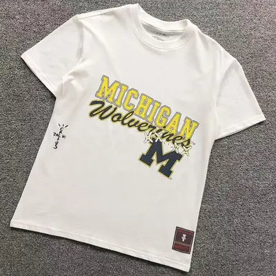 ￥78 TRAVIS SCOTT T-SHIRT 213291846（im 170cm 60kg i wear size S in the phot）
