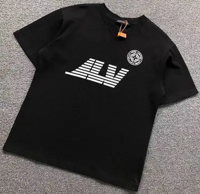 ￥115 L⭐ T-SHIRT 214011736（im 170cm 55kg i wear size S in the phot）