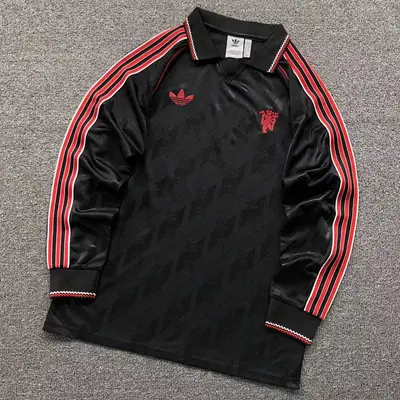 ￥88 FOOTBALL LONG SLEEVED 2140321002（im 170cm 60kg i wear size L in the phot）