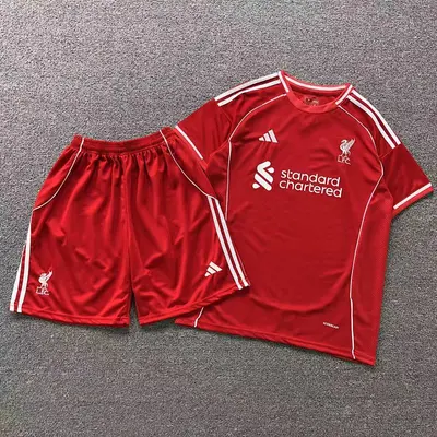 ￥78 FOOTBALL T-SHIRT SHORTS 31040321002 （im 170cm 60kg i wear size M in the phot）