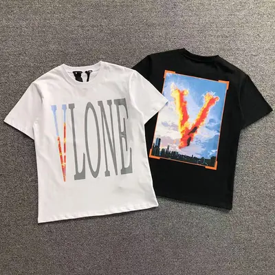 ¥69 VLONE T-SHIRT 504147191(im 170cm 60kg i wear size S in the phot)