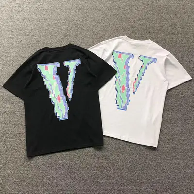 ¥69 VLONE T-SHIRT 504146991(im 170cm 60kg i wear size S in the phot)