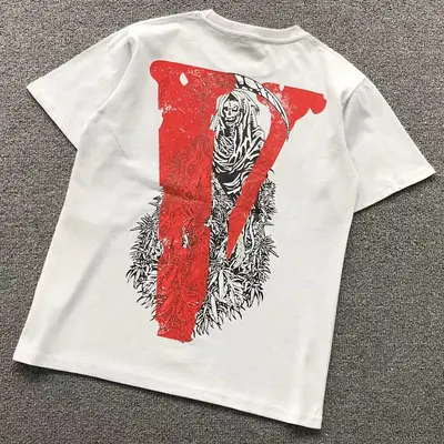 ￥69 VLONE T-SHIRT 504141891（im 170cm 60kg i wear size S in the phot）