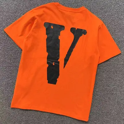 ￥69 VLONE T-SHIRT 504148391（im 170cm 60kg i wear size S in the phot）