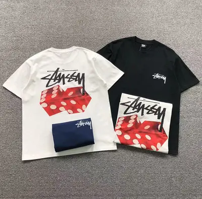 ¥85 STUSSY T-SHIRT 3104151331(im 170cm 60kg i wear size M in the phot)