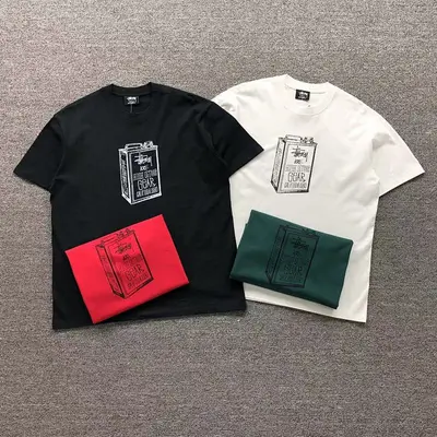¥85 STUSSY T-SHIRT 214153302(im 170cm 60kg i wear size L in the phot)