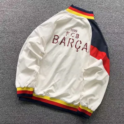 ¥195 FOOTBALL JACKET 11041719002(im 170cm 60kg i wear size M in the phot)