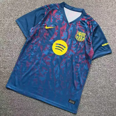 ¥78 FOOTBALL T-SHIRT 11041702002(im 170cm 60kg i wear size L in the phot)
