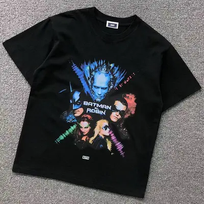 ￥95 KITH T-SHIRT 504191595（im 170cm 60kg i wear size M in the phot）