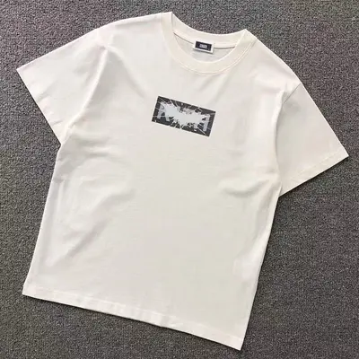 ￥95 KITH T-SHIRT 504193495（im 170cm 60kg i wear size S in the phot）