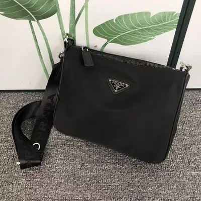 ￥288 P⭐A⭐A BAG 4104210575 ( 长24CM*宽7CM*18CM)