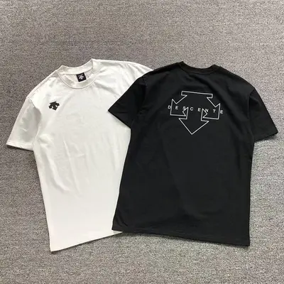 ￥115 D⭐S⭐E⭐T⭐ T-SHIRT 214212615（im 170cm 60kg i wear size M in the phot）