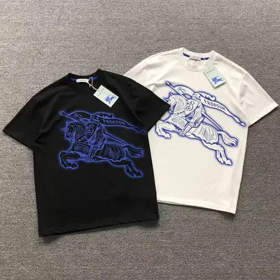 ￥115 B⭐R⭐E⭐RY T-SHIRT 214212415（im 170cm 60kg i wear size M in the phot）