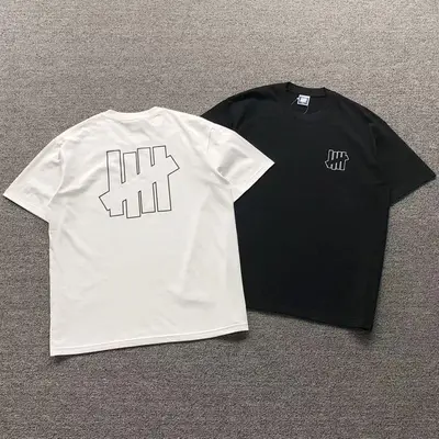 ￥85 UNDEFEATED T-SHIRT 4104223202（im 170cm 60kg i wear size L in the phot）